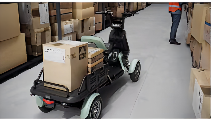 コアライトキャディー｜免許不要の特定小型原付　免許返納後の新たな移動手段　コアライトキャディーでスローライフを満喫しよう