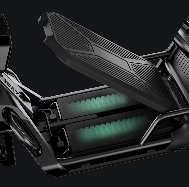 特定小型原付コアライトキャディー｜脱着可能バッテリー｜免許不要の多目的ビークルはトライクスジェイピーで販売しています。