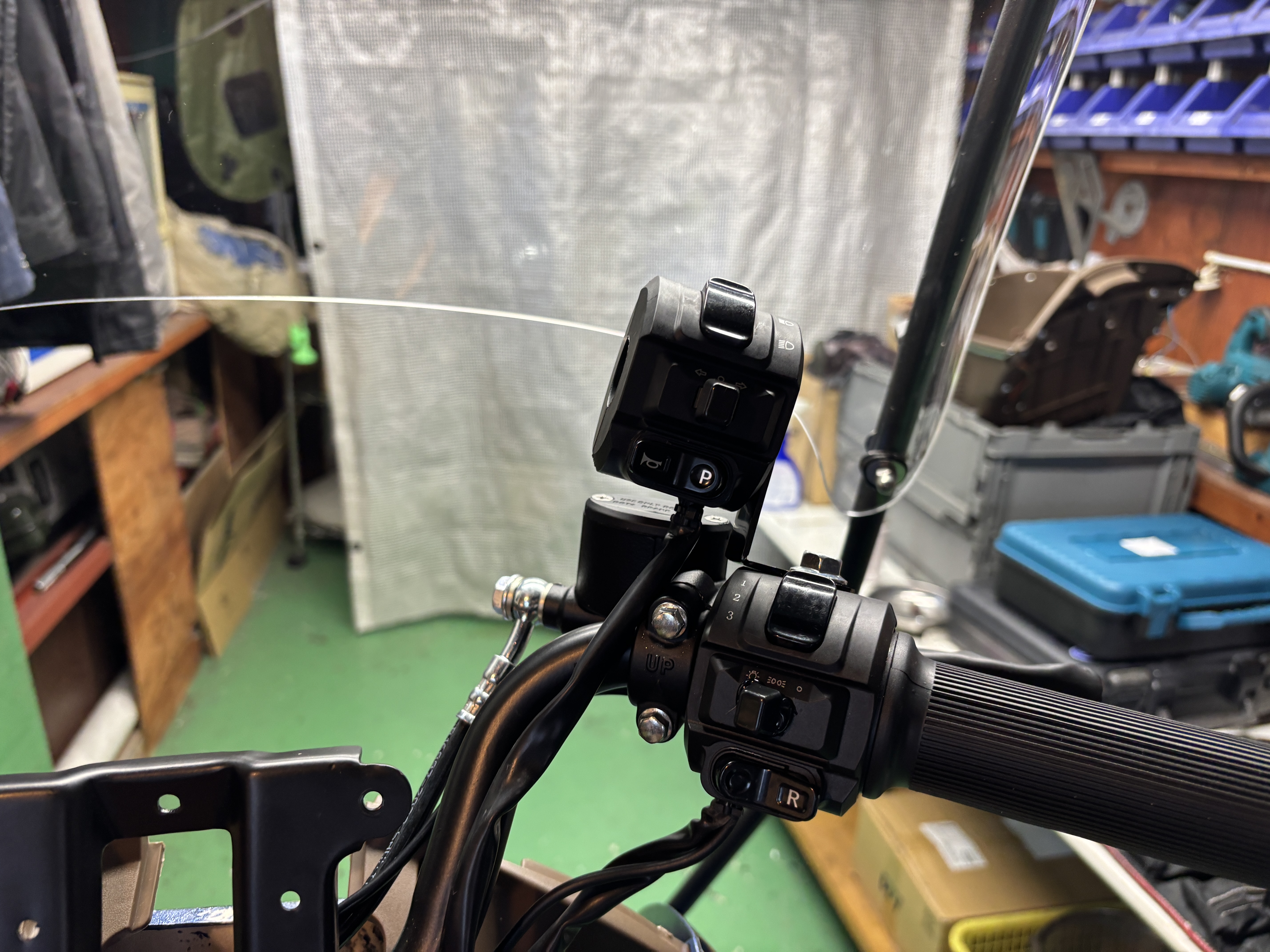 左麻痺者仕様コンビブレーキ＆集中スイッチ加工承ります